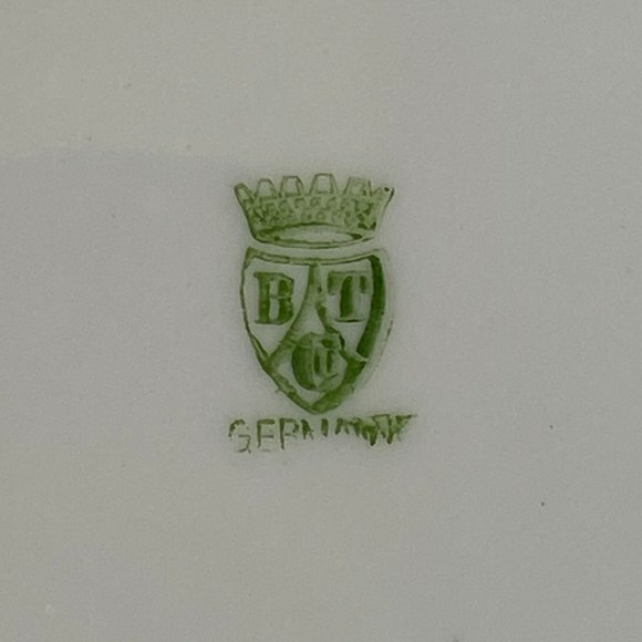 Antique hand painted two handle serving plate - Picture 2 of 3